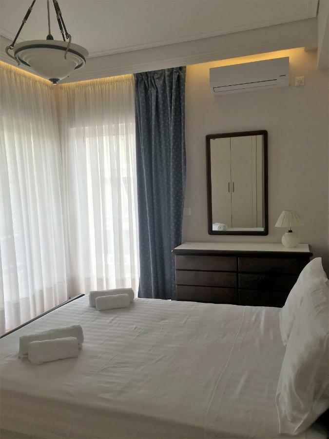 Grace Apartments Λουτράκι Εξωτερικό φωτογραφία